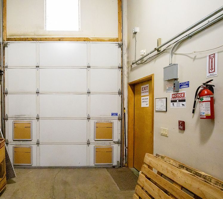 Industrial SE Portland Owner/User Opportunity: 3525 SE 17th Ave, Portland, OR 97202